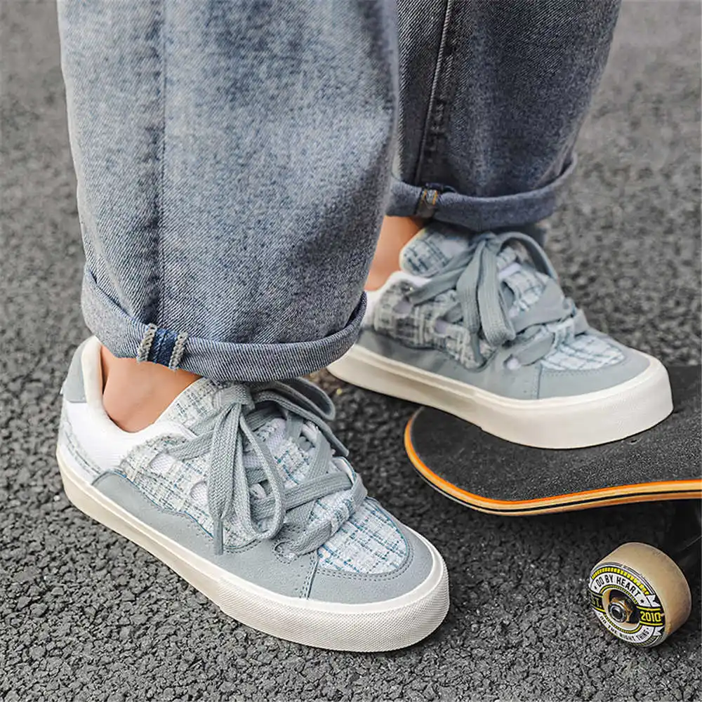 Sepatu bot krem wanita, dengan - Tech Accessories Dropshipping ulasan dan harga